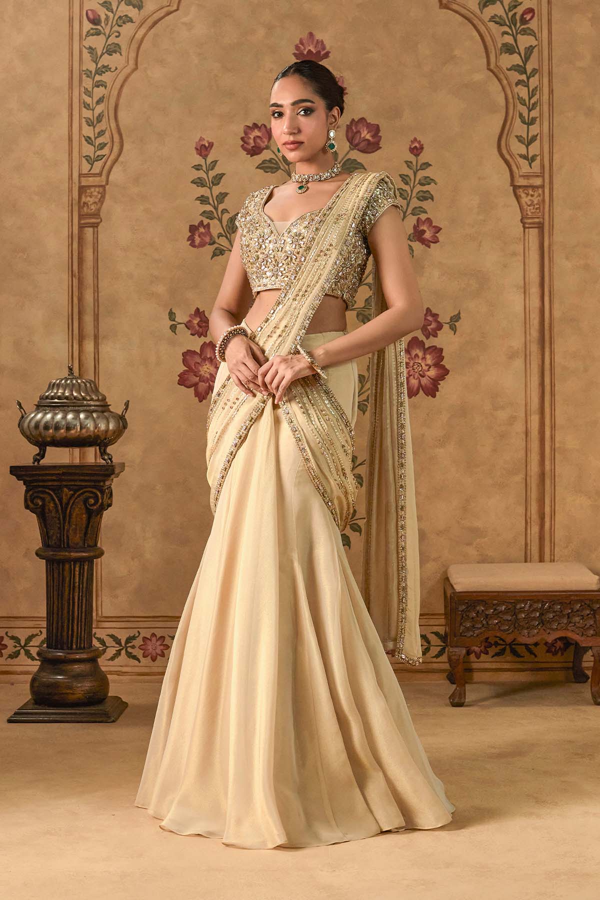 NAYAB SAREE SET