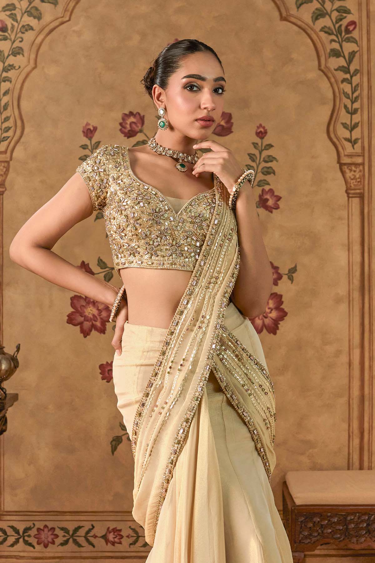 NAYAB SAREE SET