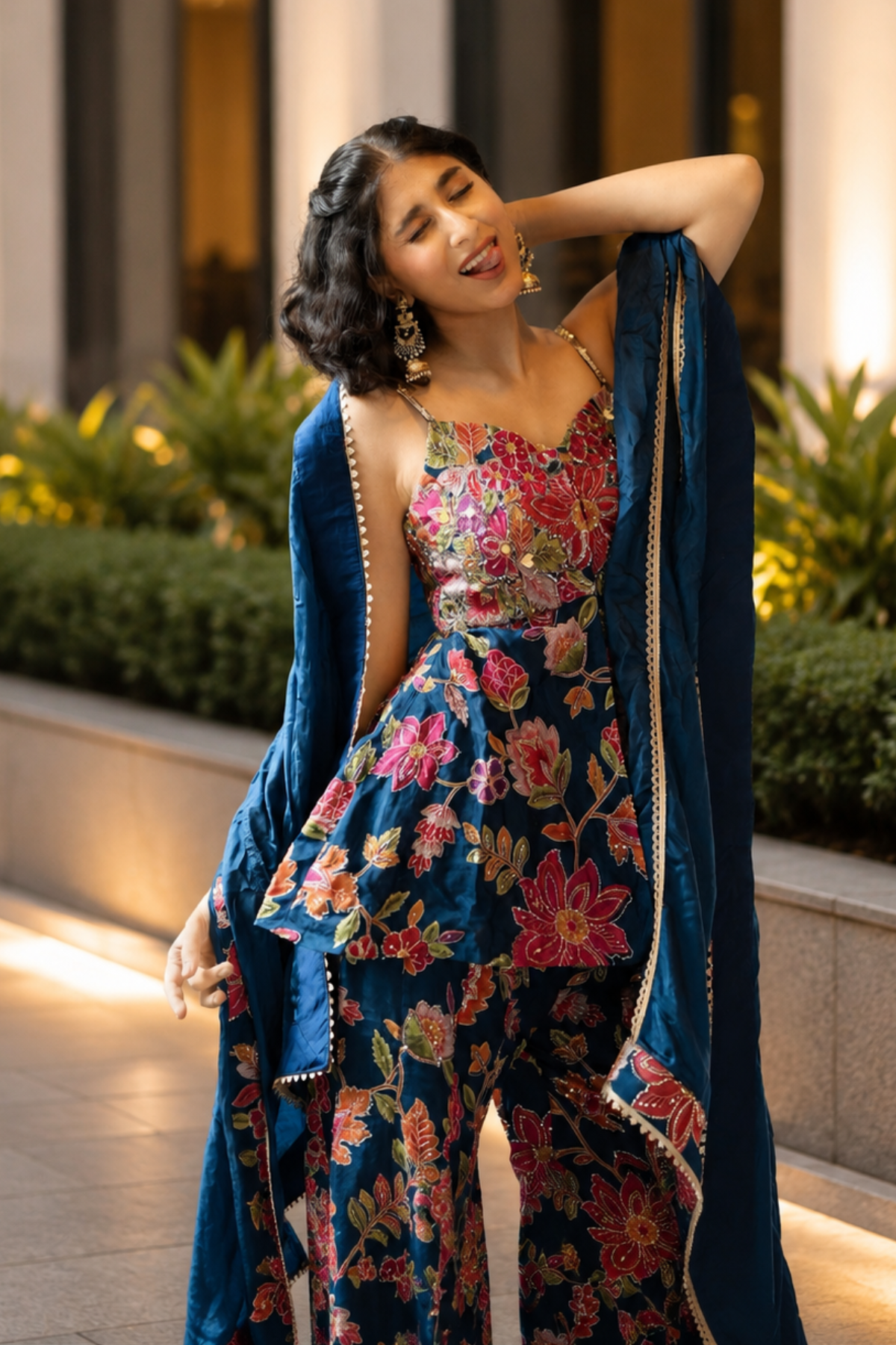 ASHVI VIG IN AYRA
